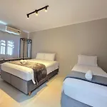 Casa Ampla 5 Quartos Area Lazer Top Lado Paraguai