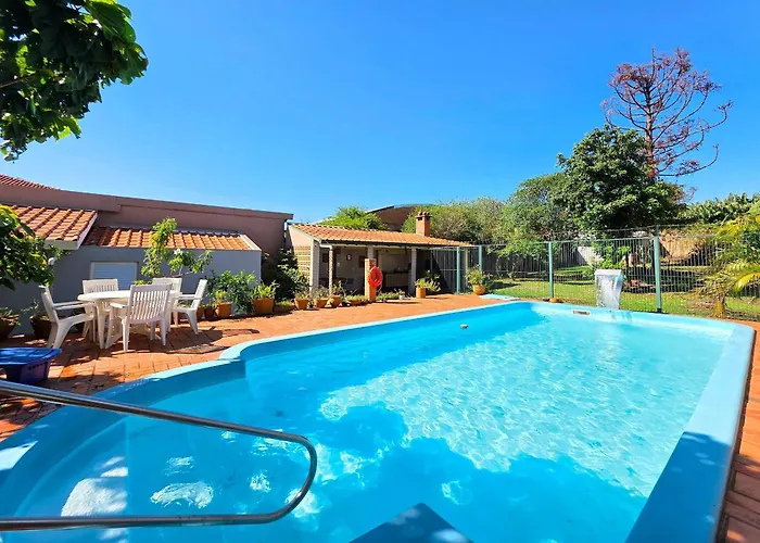 Casa Ampla 5 Quartos Area Lazer Top Lado Paraguai
